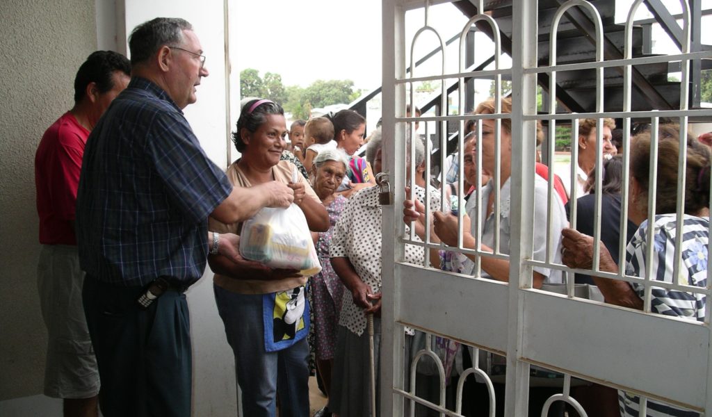 Missionaries of the Sacred Heart, MSC Missions, Misioneros del Sagrado Corazon, MSCs in Venezuela, MSCs in Maracaibo, Maracaibo Venezuela, missionary work in Venezuela, MSCs in Caracas, missionary work in Caracas, missionary work in Maracaibo, Archbishop Luis Azuaje Ayala, Catholic Bishops’ Conference of Venezuela, Fr Joseph McGee MSC, Fr Joe McGee MSC, Simon Coveney, Tánaiste and Minister for Foreign Affairs and Trade, Pope Francis, Venezuela crisis