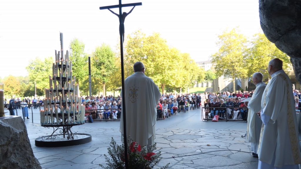 MSC Missions, Missionaries of the Sacred Heart, MSC Pilgrimages, Missionaries of the Sacred Heart Pilgrimages, pilgrimage to Lourdes, MSC pilgrimage to Lourdes, Lourdes 2018, Sheepfold Chapel, Sheepfold Chapel Lourdes, Grotto of Our Lady of Lourdes, Lourdes Grotto, Fr Michael O’Connell MSC, Fr Tim Gleeson MSC, Fr Joe McGee MSC, Fr Eugene Clarkson MSC, Fr Charles Sweeney MSC, Fr Michael O’Connell, Fr Tim Gleeson, Fr Joe McGee, Fr Eugene Clarkson, Fr Charles Sweeney, pilgrimages from Ireland, religious pilgrimages, Saint Bernadette, St Bernadette, St Bernadette Lourdes, Our Lady of Lourdes