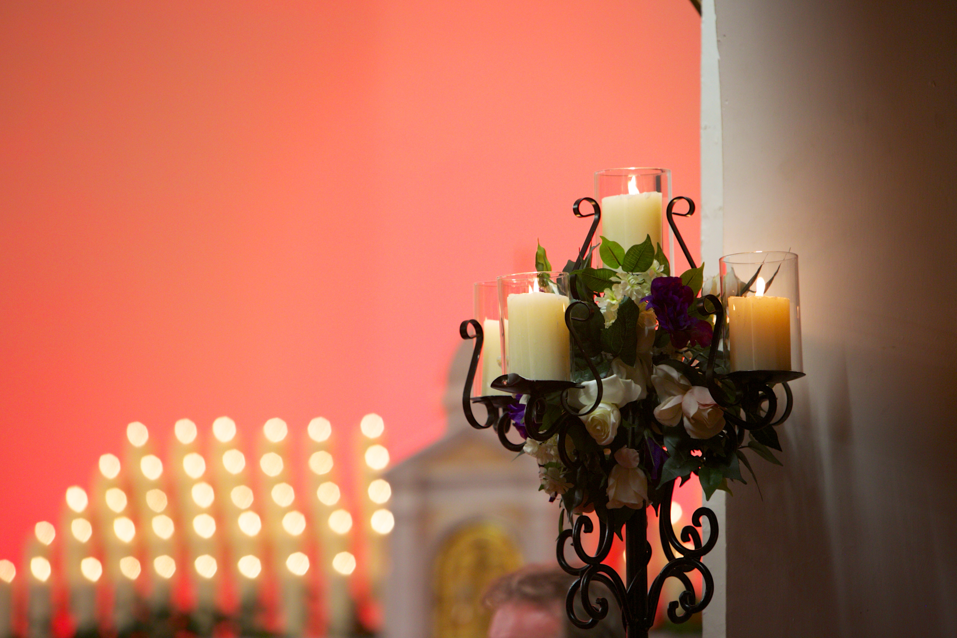 A Candlelight Memorial: Light Up a Memory Mass 2018