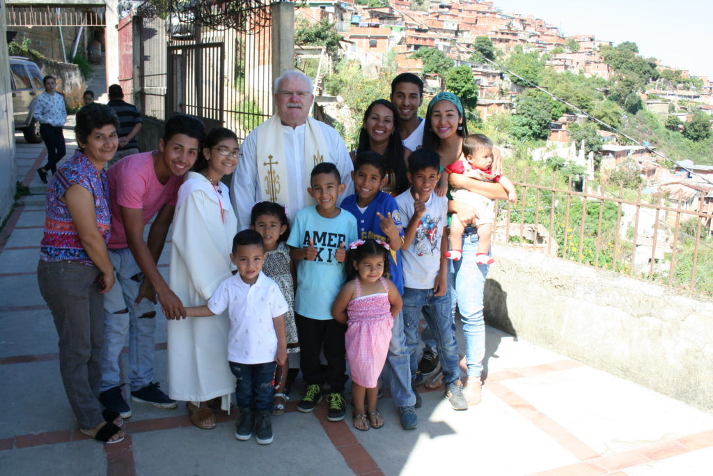 Missionaries of the Sacred Heart, MSC Missions, Misioneros del Sagrado Corazon, MSCs in Venezuela, MSCs in Maracaibo, Maracaibo Venezuela, missionary work in Venezuela, MSCs in Caracas, missionary work in Caracas, missionary work in Maracaibo, Fr Michael O’Connell MSC, Fr Michael O’Connell Cork, Fr Joseph McGee MSC, Fr Joe McGee MSC, Simon Coveney, Tánaiste and Minister for Foreign Affairs and Trade, Pope Francis, Venezuela crisis