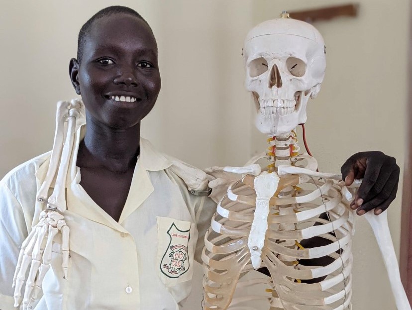 One of the Loreto students who is studying biology. The sciences are an important part of the Loreto curriculum and many of the students will be future scientists for South Sudan. (Photos of Loreto School courtesy of Life on Earth Pictures.)