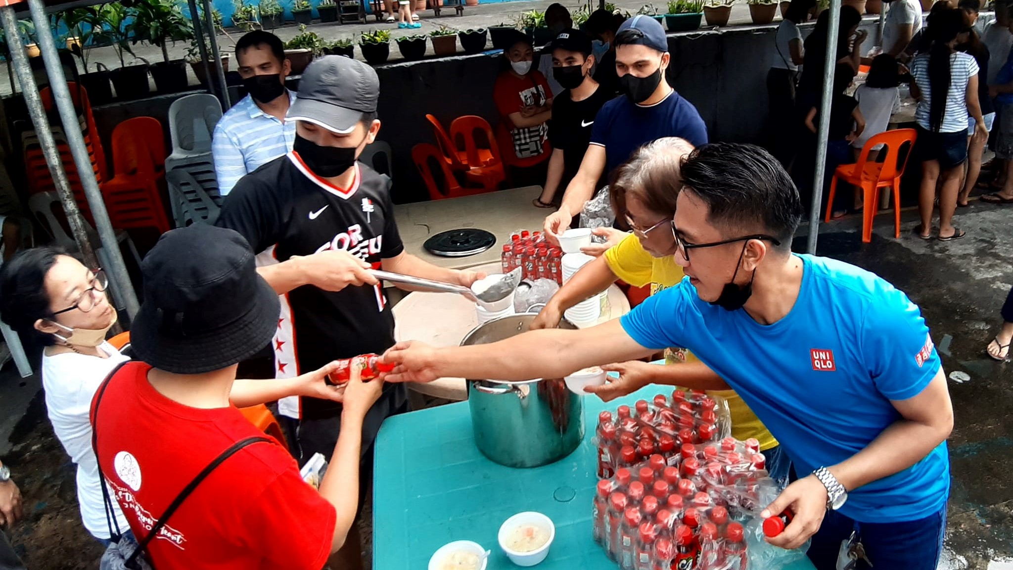 Emergency aid for survivors of fire in Quezon City, Philippines