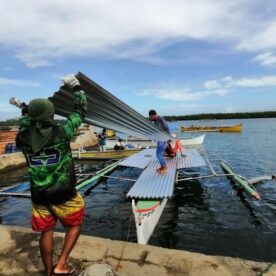 MSCs in the Philippines are working on a housing project to repair and build homes for over 330 households, where houses have been severely damaged, often completely destroyed, by Typhoon Odette. (Image via @mscmissionphil on Facebook.)
