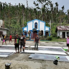 “The MSC Task Force Odette distributed the housing materials to the first batch of totally affected families in Bayagnan Island, Surigao City. It was a great moment for the community to show bayanihan spirit and help one another to make the activity a successful one.” ~ Facebook post from MSC Mission Office Philippines, Inc. (Image via @mscmissionphil on Facebook.)