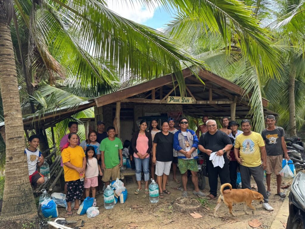 MSCs in the Philippines are working to help the survivors of the 6.9-magnitude earthquake that struck the Cebu Province on September 30th, 2025. (Images via the Facebook page for the MSC – Center for the Poor Cebu District.)