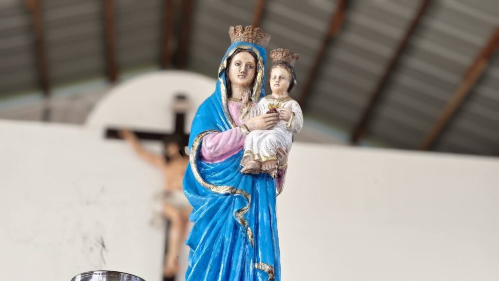 Celebrating Flores de Mayo at the Fr Jules Chevalier MSC Mission Centre in the Philippines. (Images via Facebook: Fr. Jules Chevalier, MSC Mission Center)