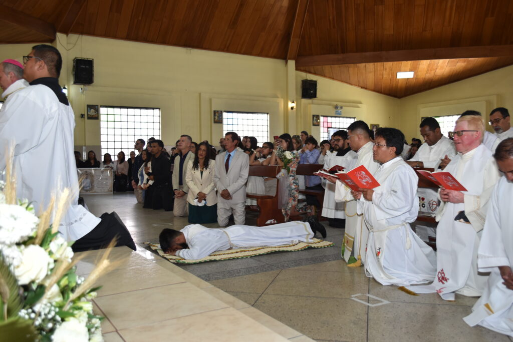 Fr Diego celebrates his ordination as a Missionary of the Sacred Heart on our Ecuador mission, August 2026.