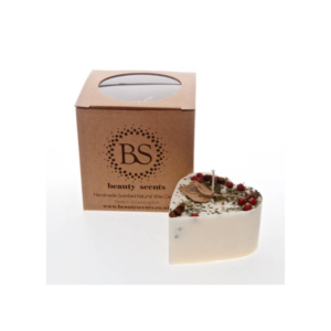 beauty scents candle heart